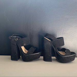 Faux Suede Heels shoes Platforms Size 6